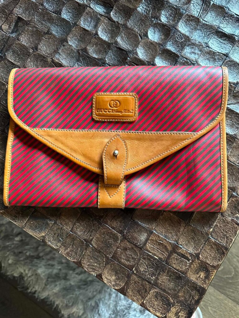 **Rare Vintage Gucci Accessory Collection Clutch | Red & Charcoal Stripe